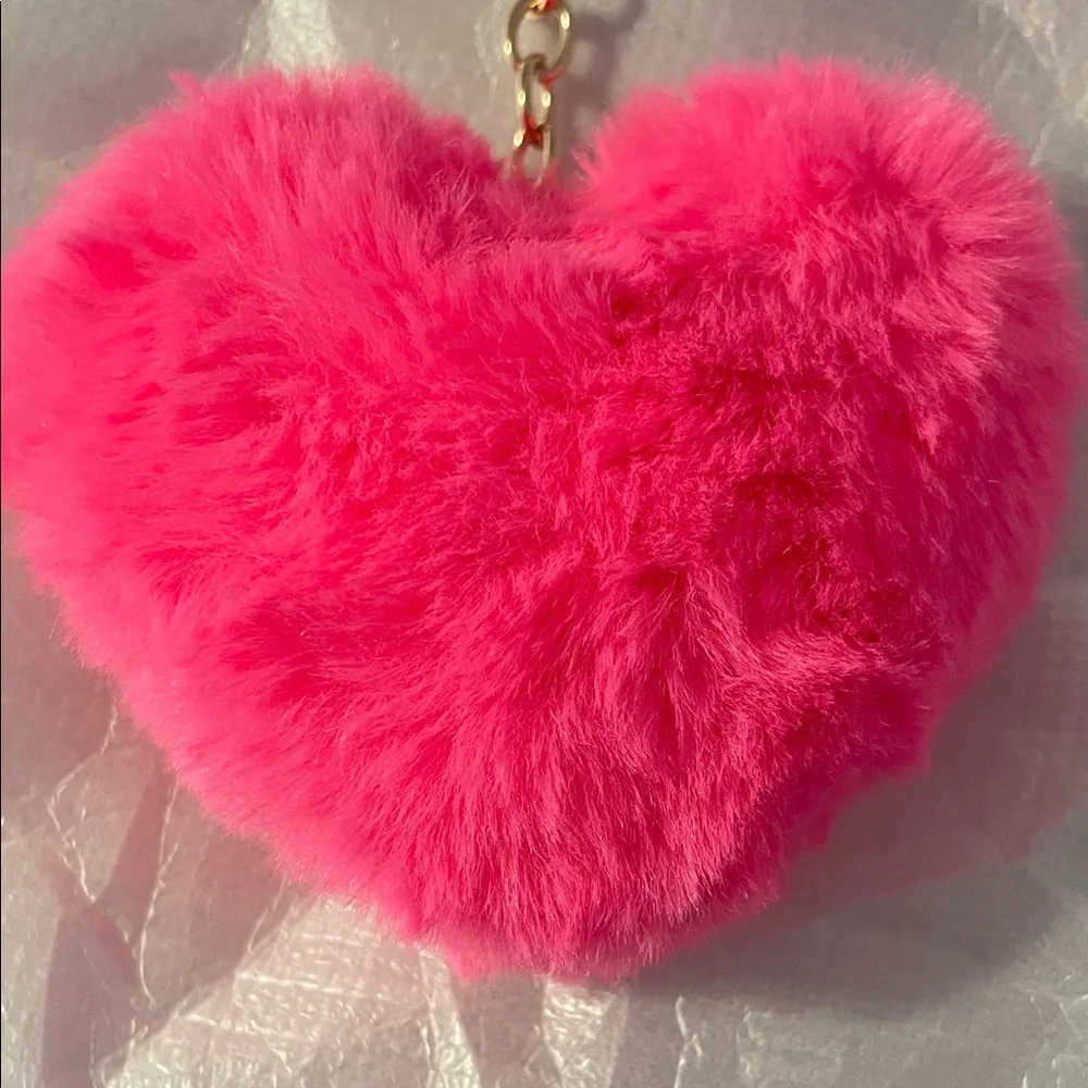 Keychain /Bag Carm -New Pink Fluffy Faux Fur Heart